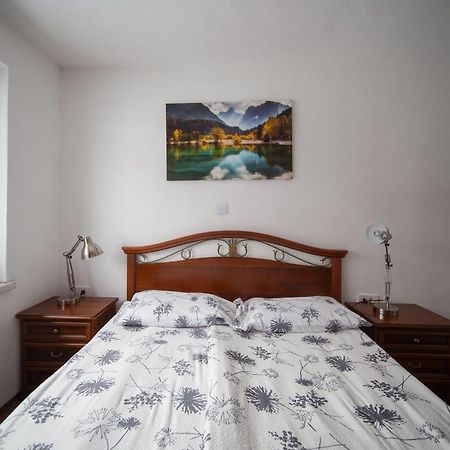 Cozy Nest In The Heart Of Kranjska Gora Appartement Buitenkant foto