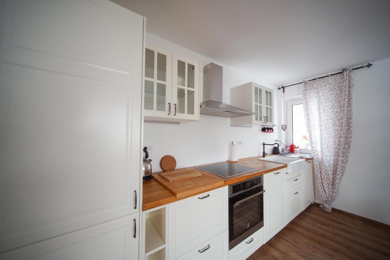 Cozy Nest In The Heart Of Kranjska Gora Appartement Buitenkant foto