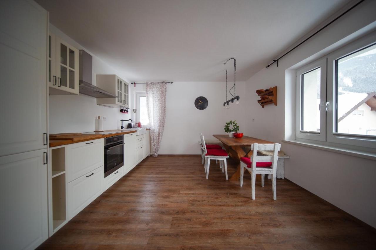 Cozy Nest In The Heart Of Kranjska Gora Appartement Buitenkant foto