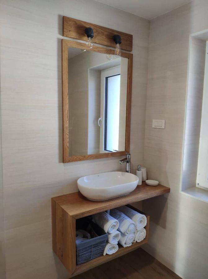 Cozy Nest In The Heart Of Kranjska Gora Appartement Buitenkant foto